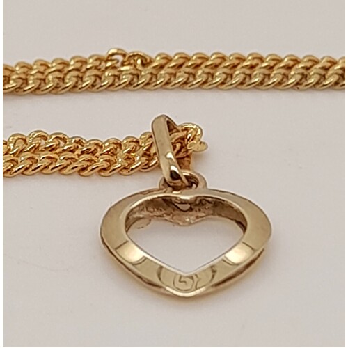 9 Carat Yellow Gold Open Heart Pendant