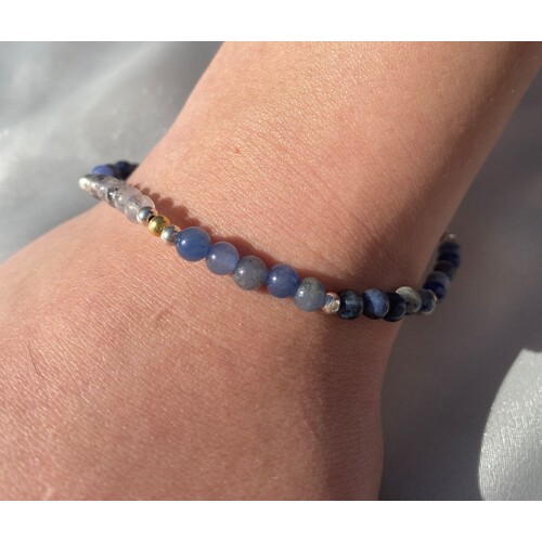 Born From The Earth Collection Round Dumortierite, Sodalite, Blue Quartz & Labradorite Bracelet