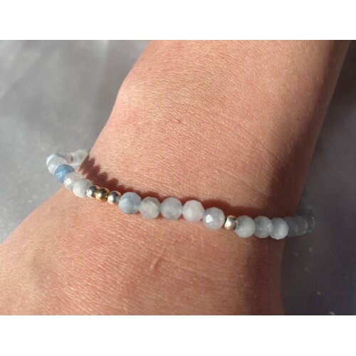 Born From The Earth Collection Facet Milky Aquamarine Bracelet