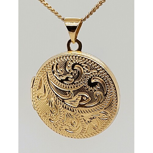 9 Carat Yellow Gold 20mm Round Engraved Locket