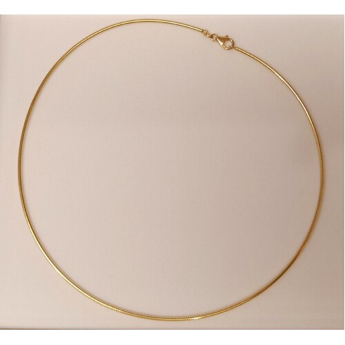 9 Carat Yellow Gold 45cm Italian Omega Chain