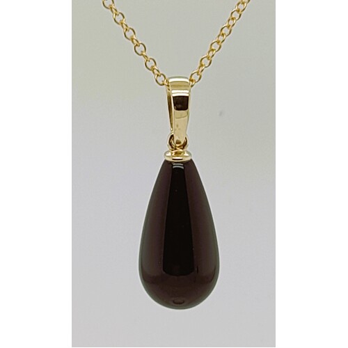 9 Carat Yellow Gold Polished Black Onyx Teardrop Pendant